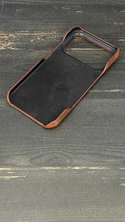 Hakiki Deri iPhone Deri Kılıf Taba Frisko Desenli Magsafe Özellikli