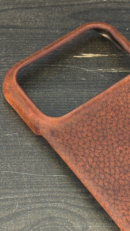Hakiki Deri iPhone Deri Kılıf Taba Frisko Desenli Magsafe Özellikli